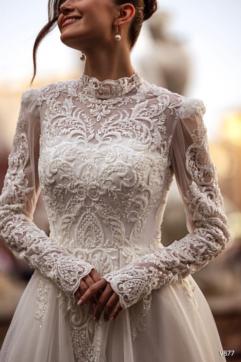 Long Sleeve Vintage Lace A-line Boho Wedding Dress - CATHERINE - Image 3