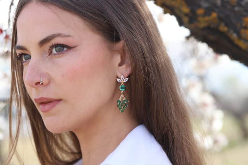 Art Deco Emerald Green Gold Wedding Earrings - AISHA - Image 5