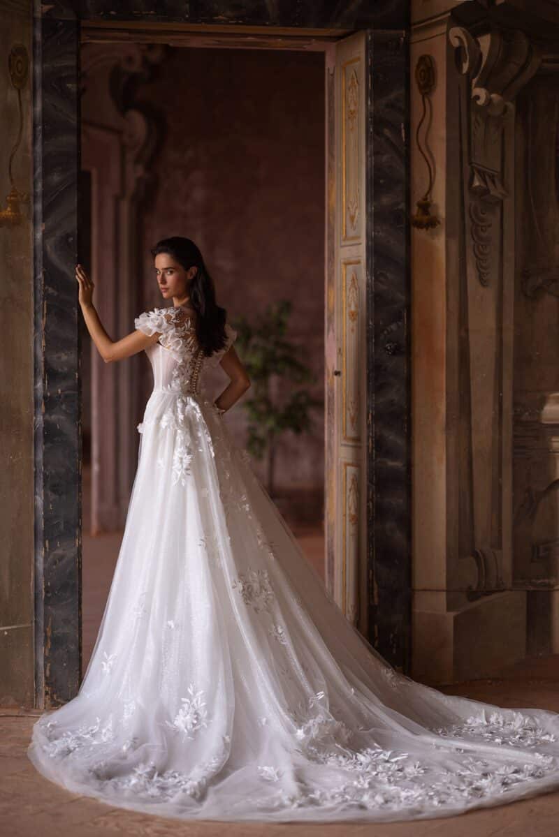 5502 , Mermaid Wedding Dress With Detachable Long Train - Image 3