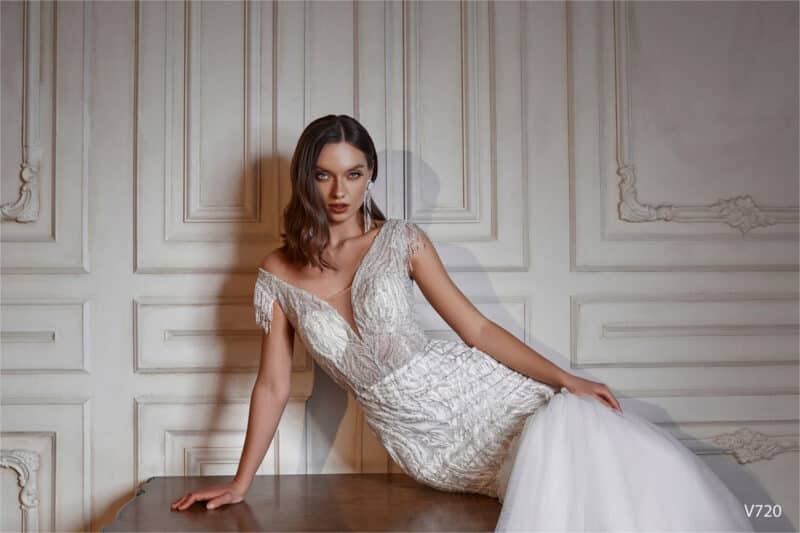 V Neckline Sparkling Mermaid Wedding Dress - MIREYA - Image 4