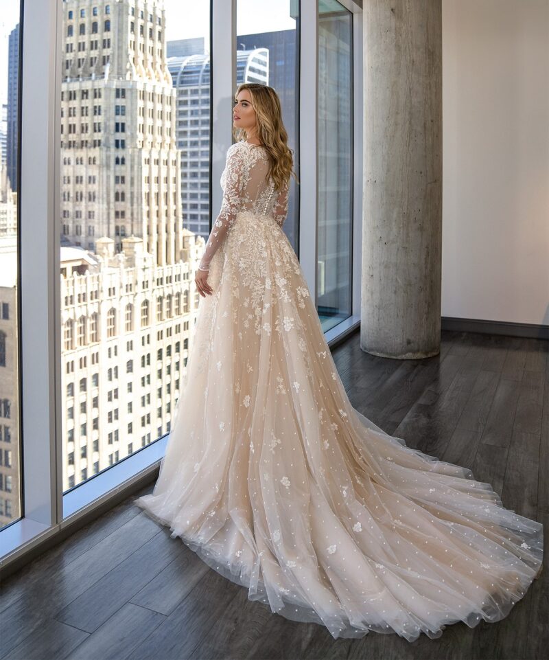 Long Sleeves Mermaid Wedding Dress With Detachable Train - PIETRA - Image 3