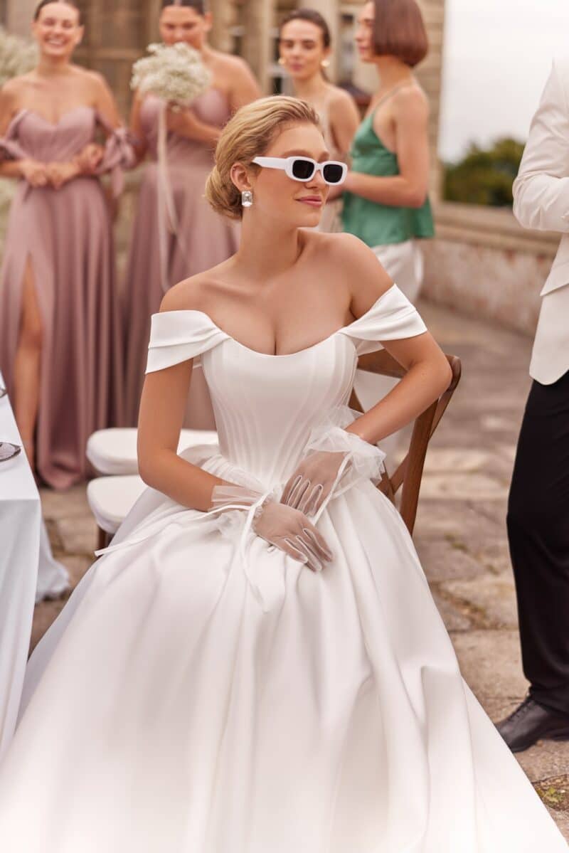 Off-the-shoulder Princess Wedding Dress - LULU - Image 5