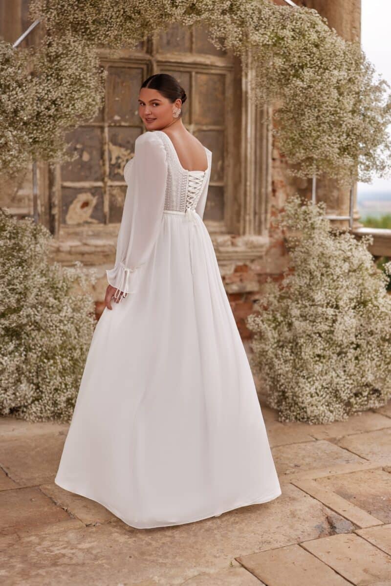 Long Sleeves Chiffon Bohemian Wedding Dress - NAOMI - Image 10