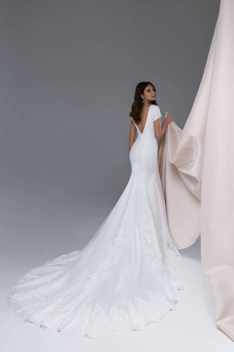 Mermaid Wedding Dress With Long Sleeves - MARGO - Image 2