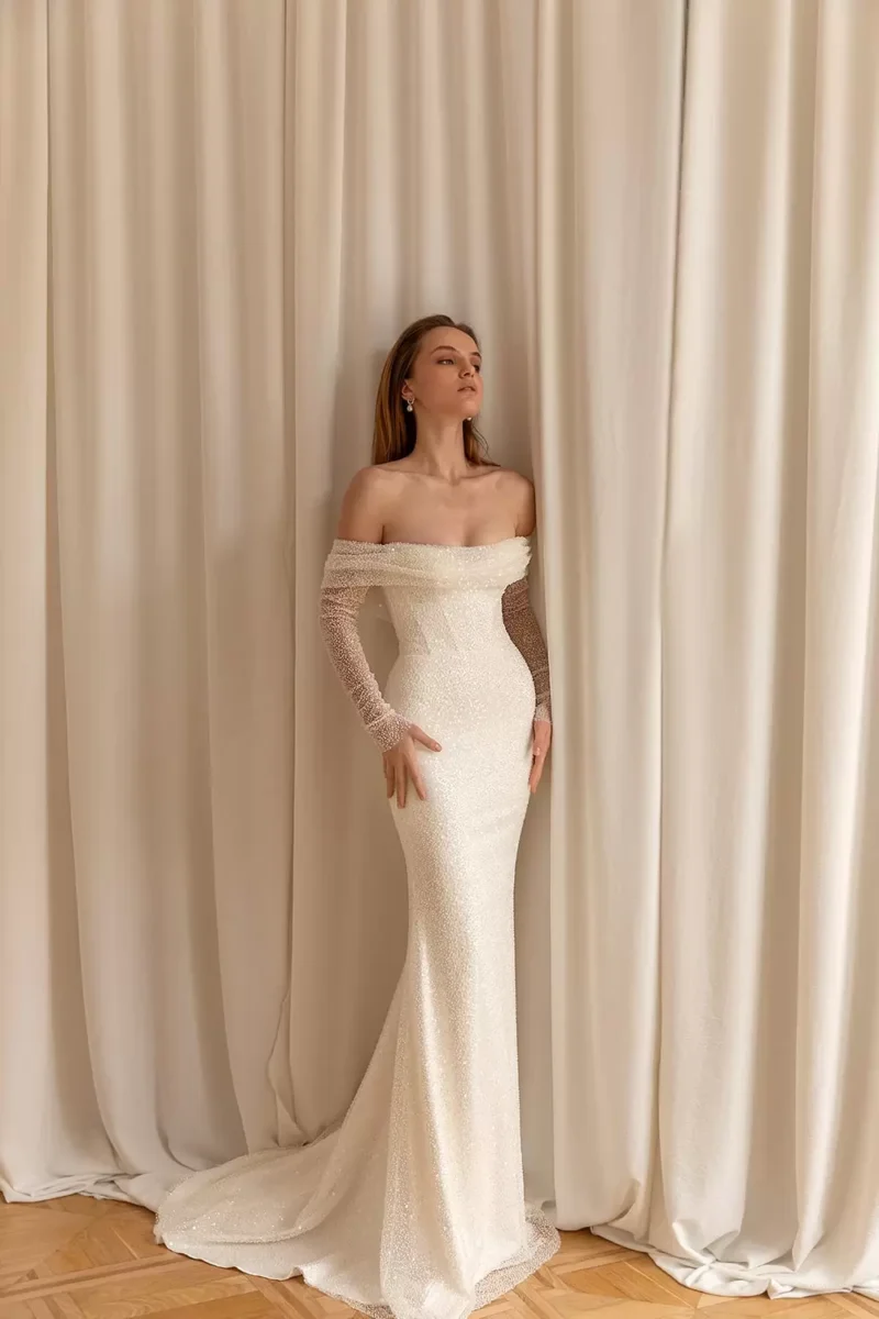 Off-the-shoulder Mermaid Wedding Dress With Detachable Long Train - ARETTA - Image 4