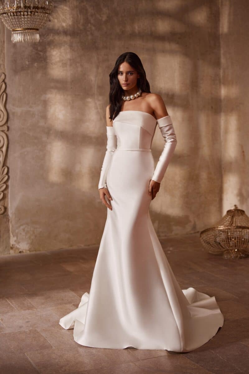 Mikado Fitted Mermaid Wedding Dress With Detachable Long Train - ROMILLY - Image 5